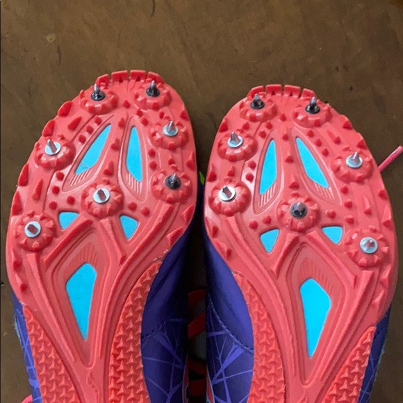 Running Spikes - Picture 3 of 3